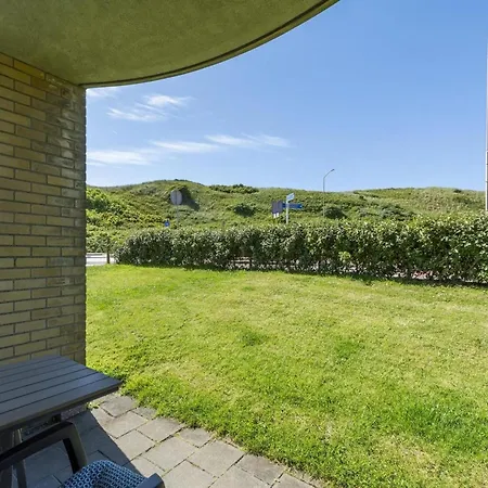 Apartment With Garden *